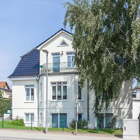 Apartment Doberaner Strasse 15 04